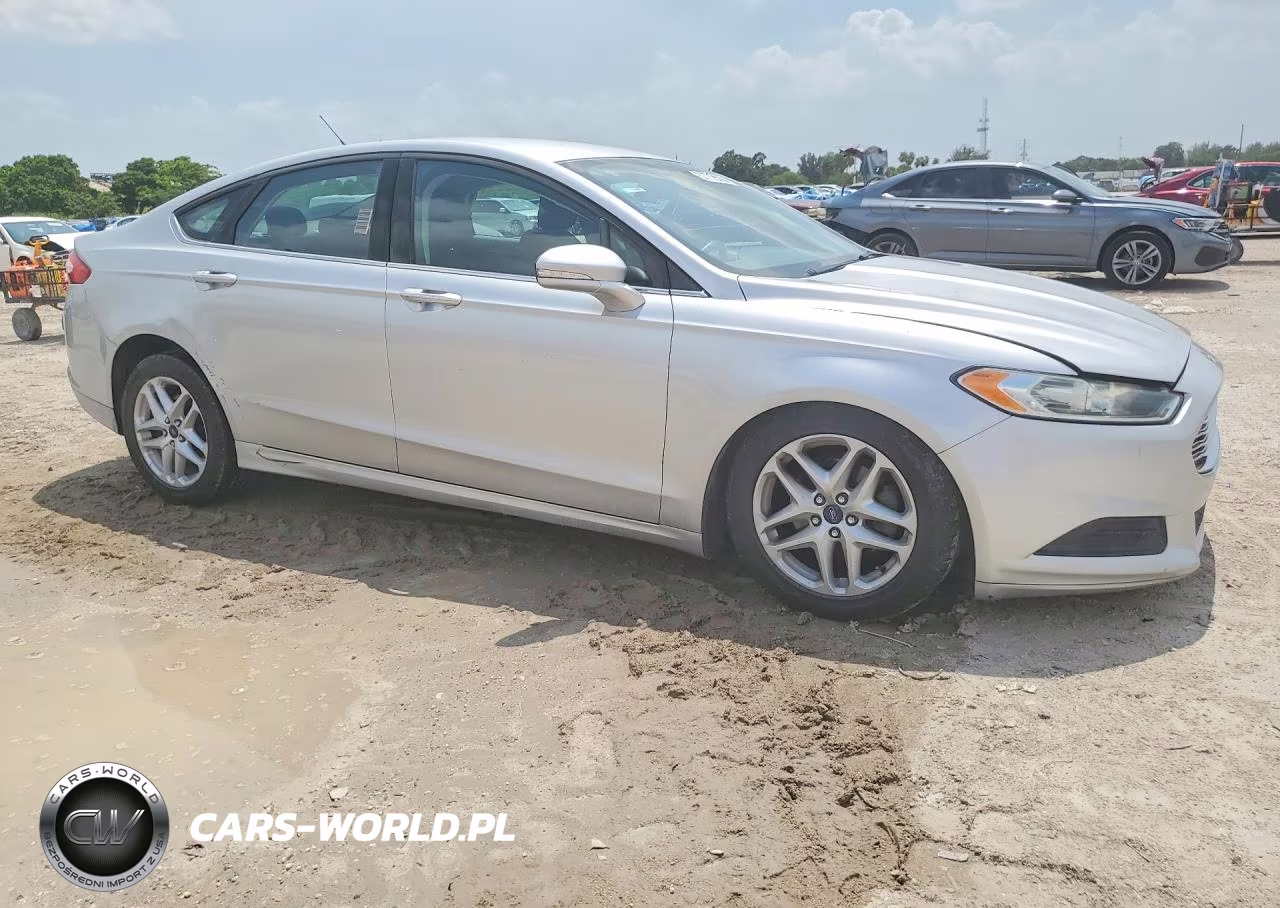 2014 Ford Fusion Se VIN:3FA6P0H70ER386942 - 4