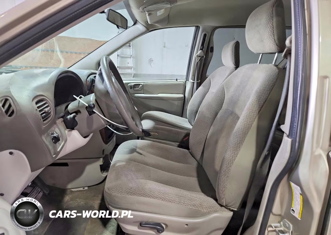2007 Chrysler Town & Country Lx VIN:1A4GJ45R87B246460 - 7