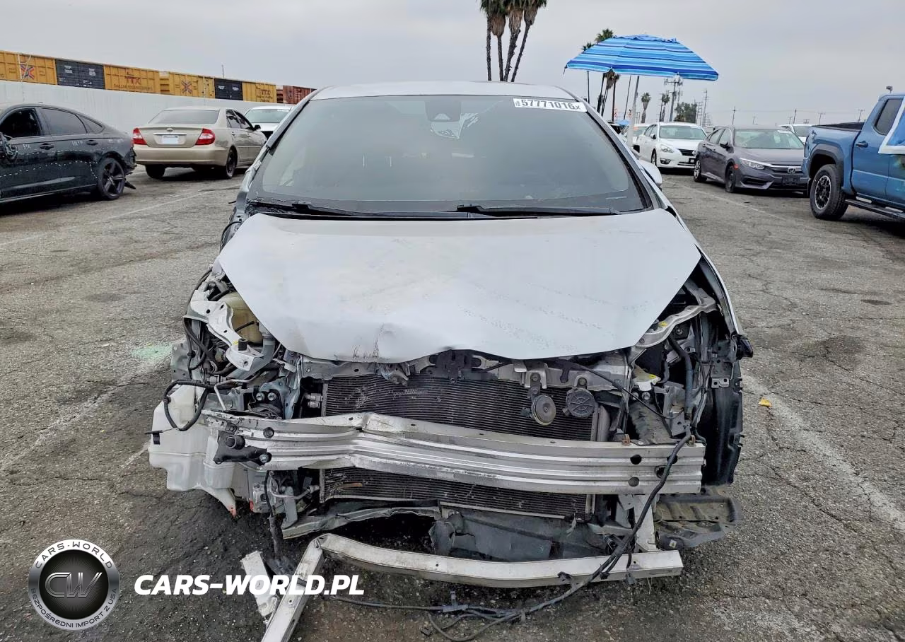 2017 Toyt Prius VIN:JTDKBRFU6H3034844 - 5