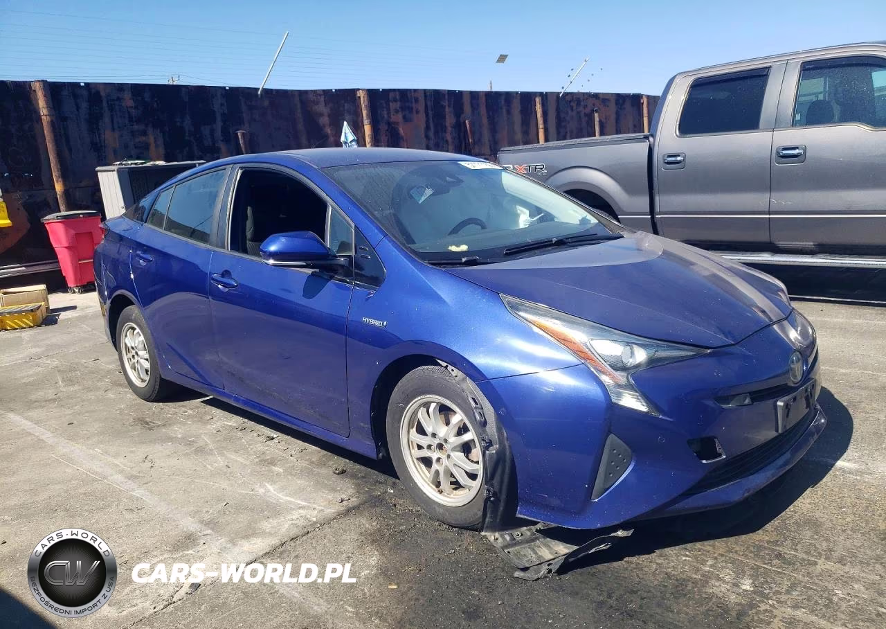 2018 Toyota Prius Two VIN:JTDKBRFU2J3598111 - 4
