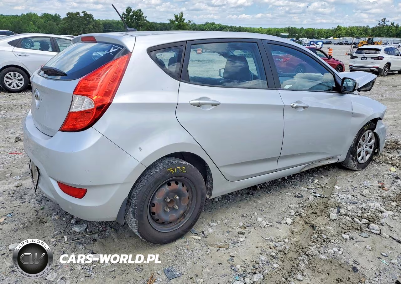 2012 Hyundai Accent Gs VIN:KMHCT5AE8CU034496 - 3