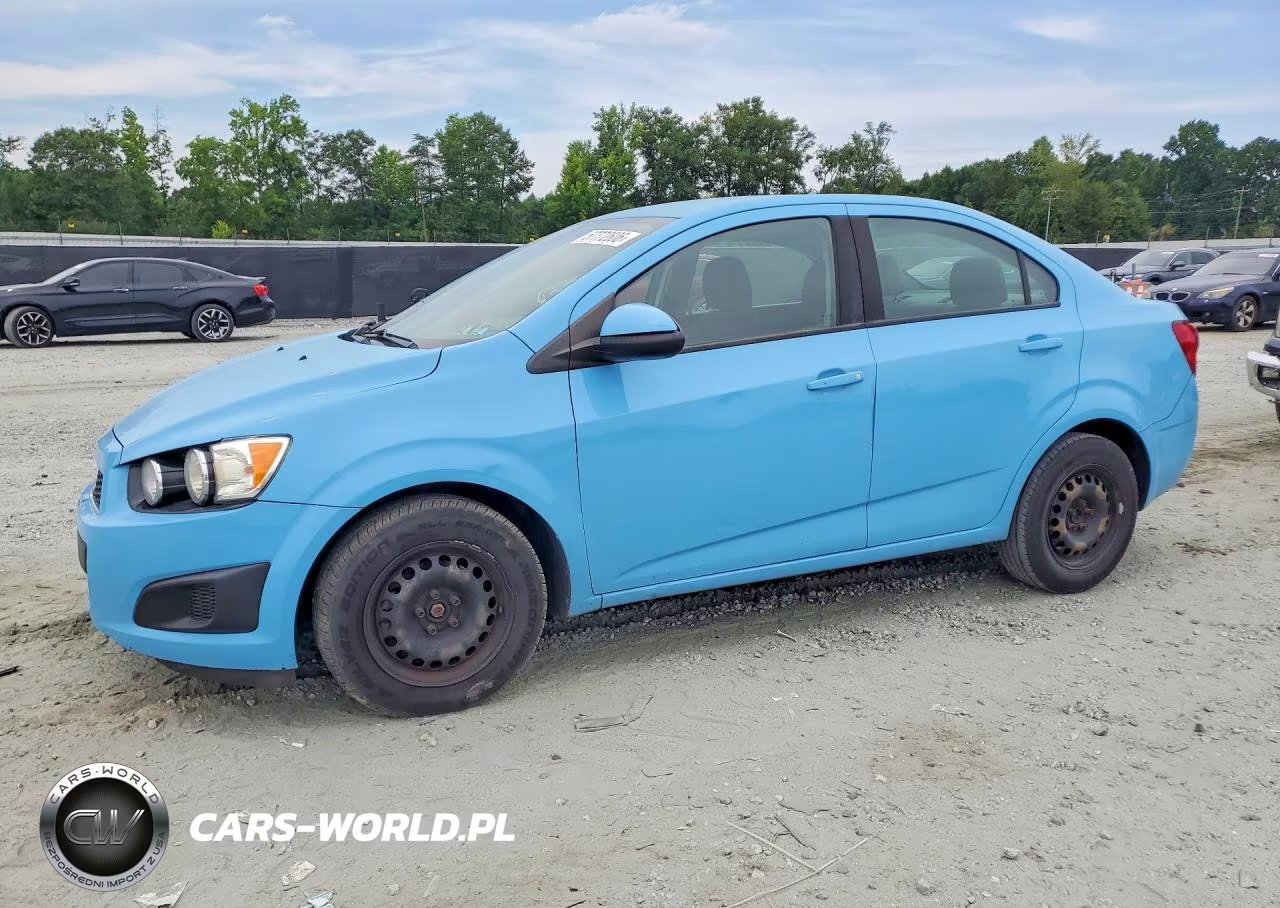 2014 Chevrolet Sonic Ls – zdjęcie 1 z 12