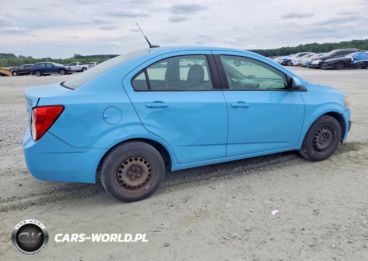 2014 Chevrolet Sonic Ls VIN:1G1JA5SG2E4159894 - 3