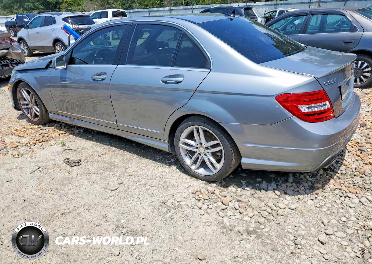 2013 Mercedes-Benz C 300 4Matic VIN:WDDGF8AB0DG020506 - 2