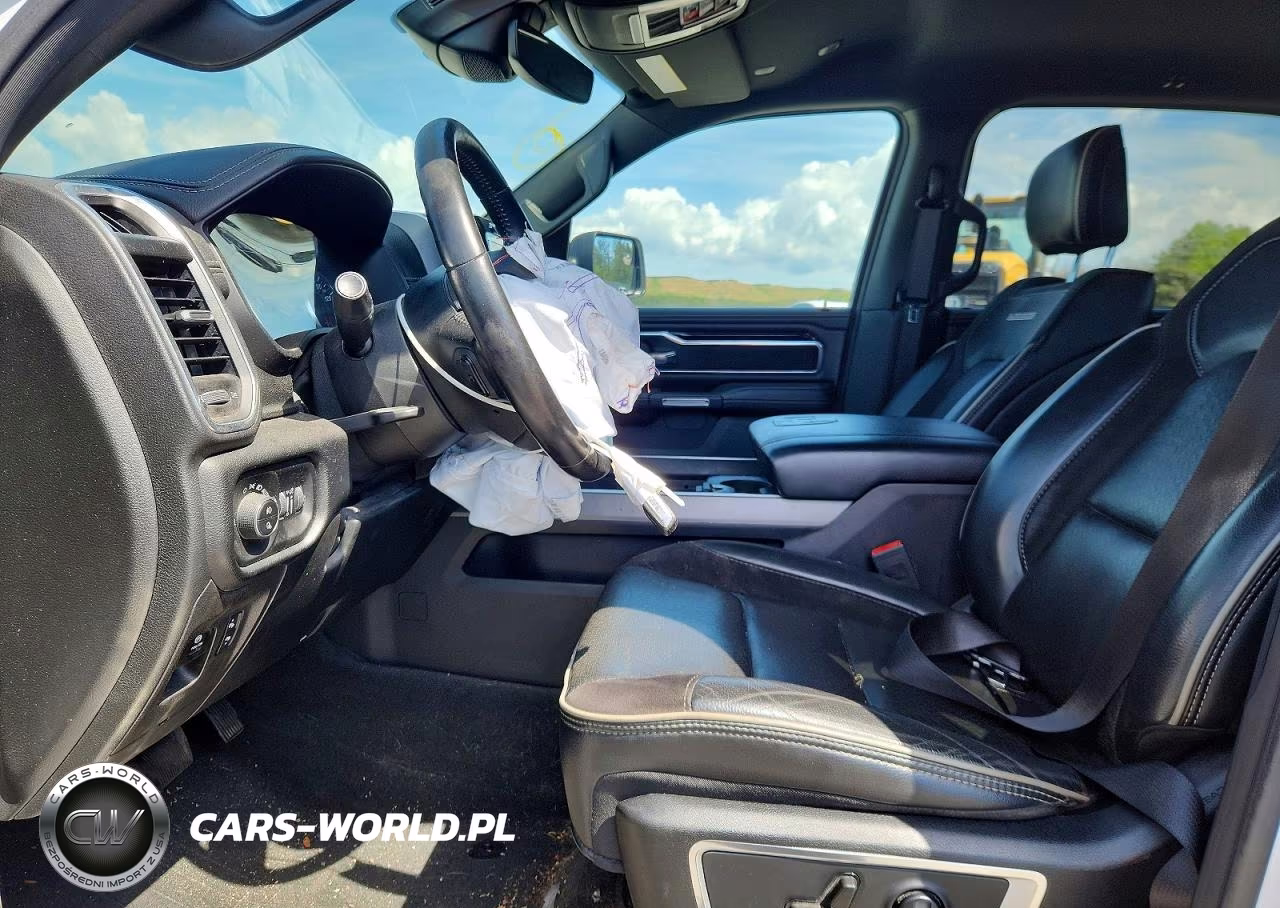 2021 Ram 1500 Laramie VIN:1C6SRFJT7MN774739 - 7