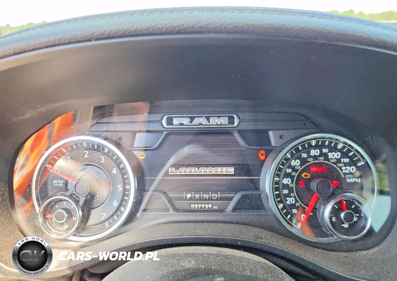 2021 Ram 1500 Laramie VIN:1C6SRFJT7MN774739 - 9