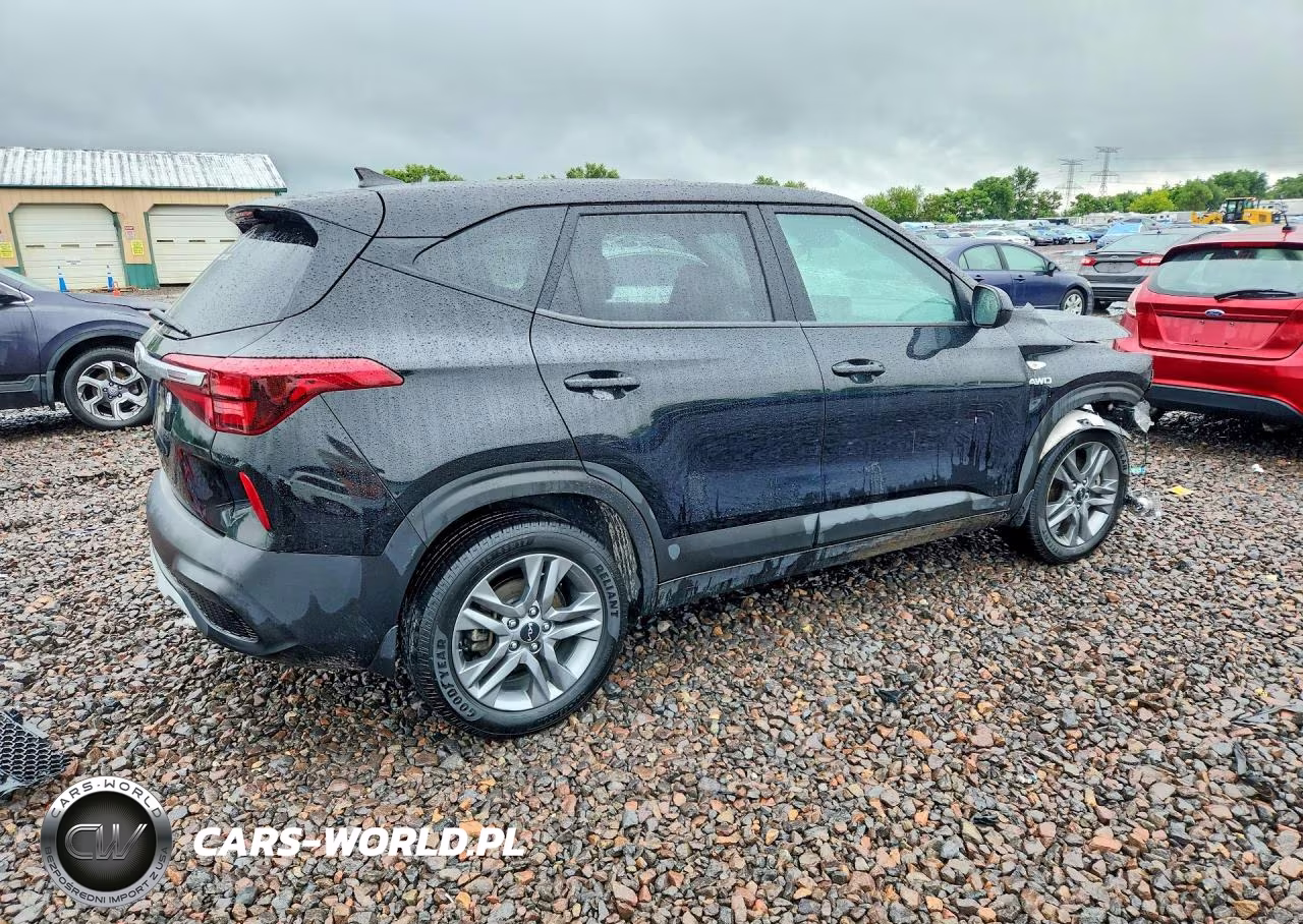 2022 Kia Seltos Lx VIN:KNDEPCAA2N7275734 - 3