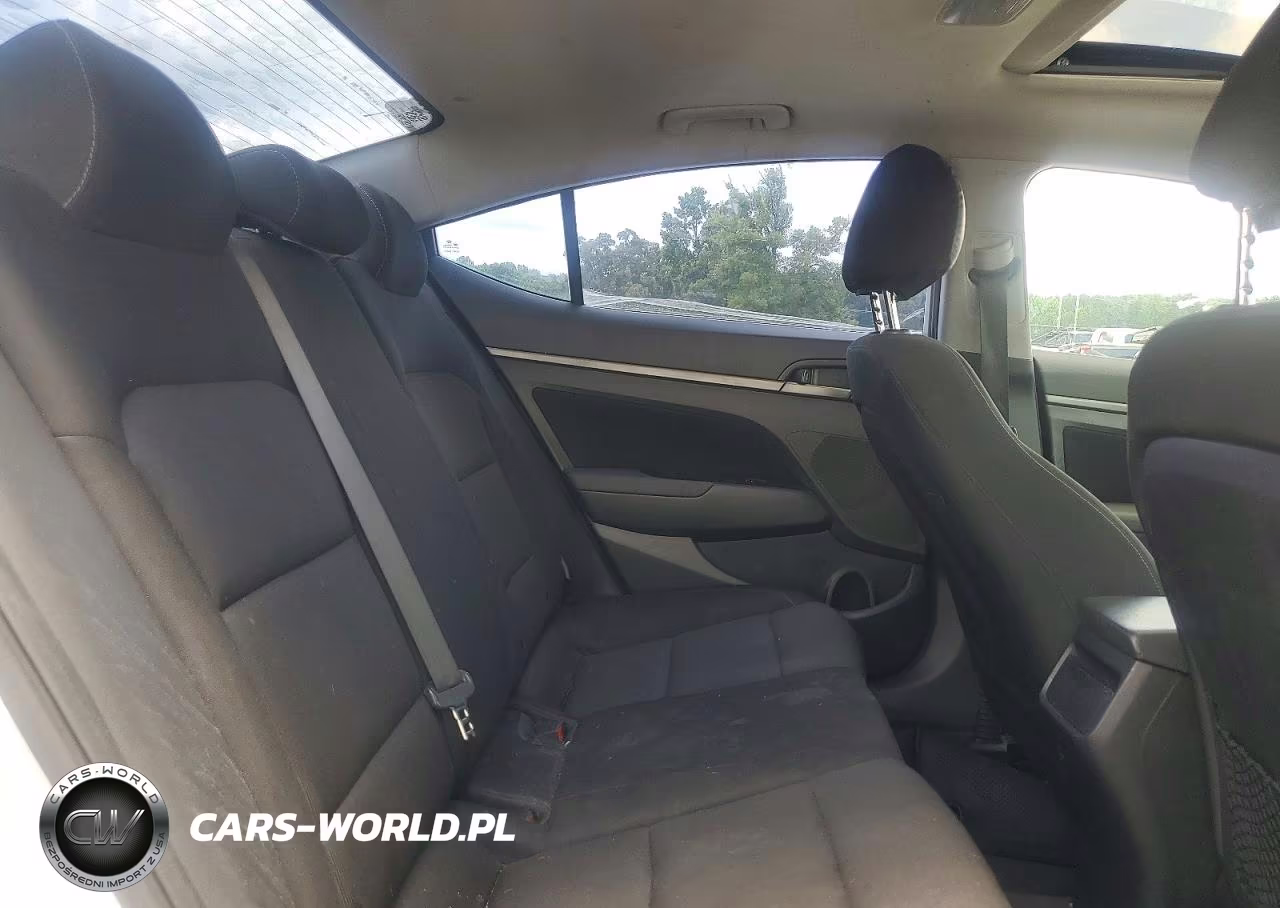 2018 Hyundai Elantra Value Edition VIN:5NPD84LF6JH224217 - 10