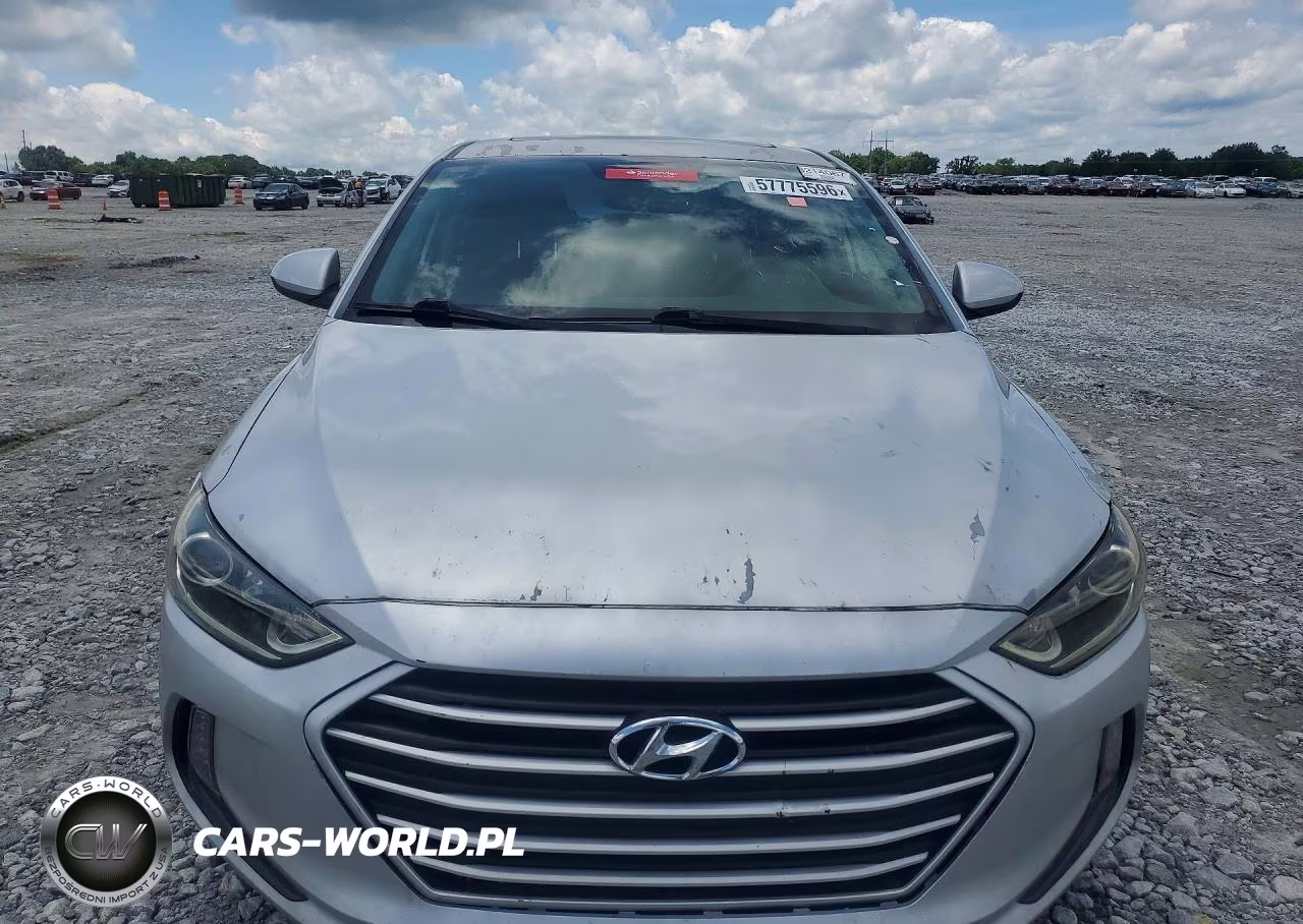2018 Hyundai Elantra Value Edition VIN:5NPD84LF6JH224217 - 5