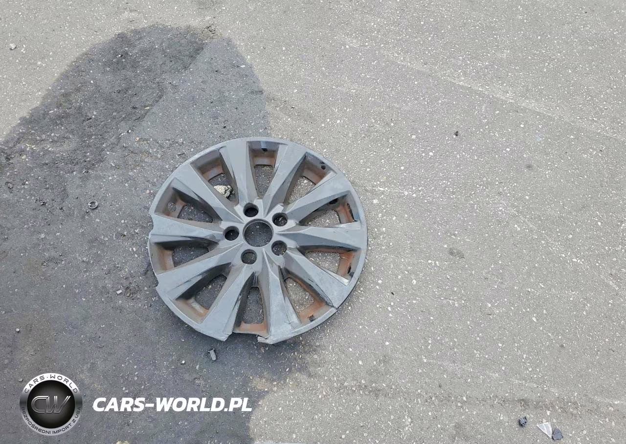 2020 Toyota Camry Le VIN:4T1C11AK2LU384145 - 12