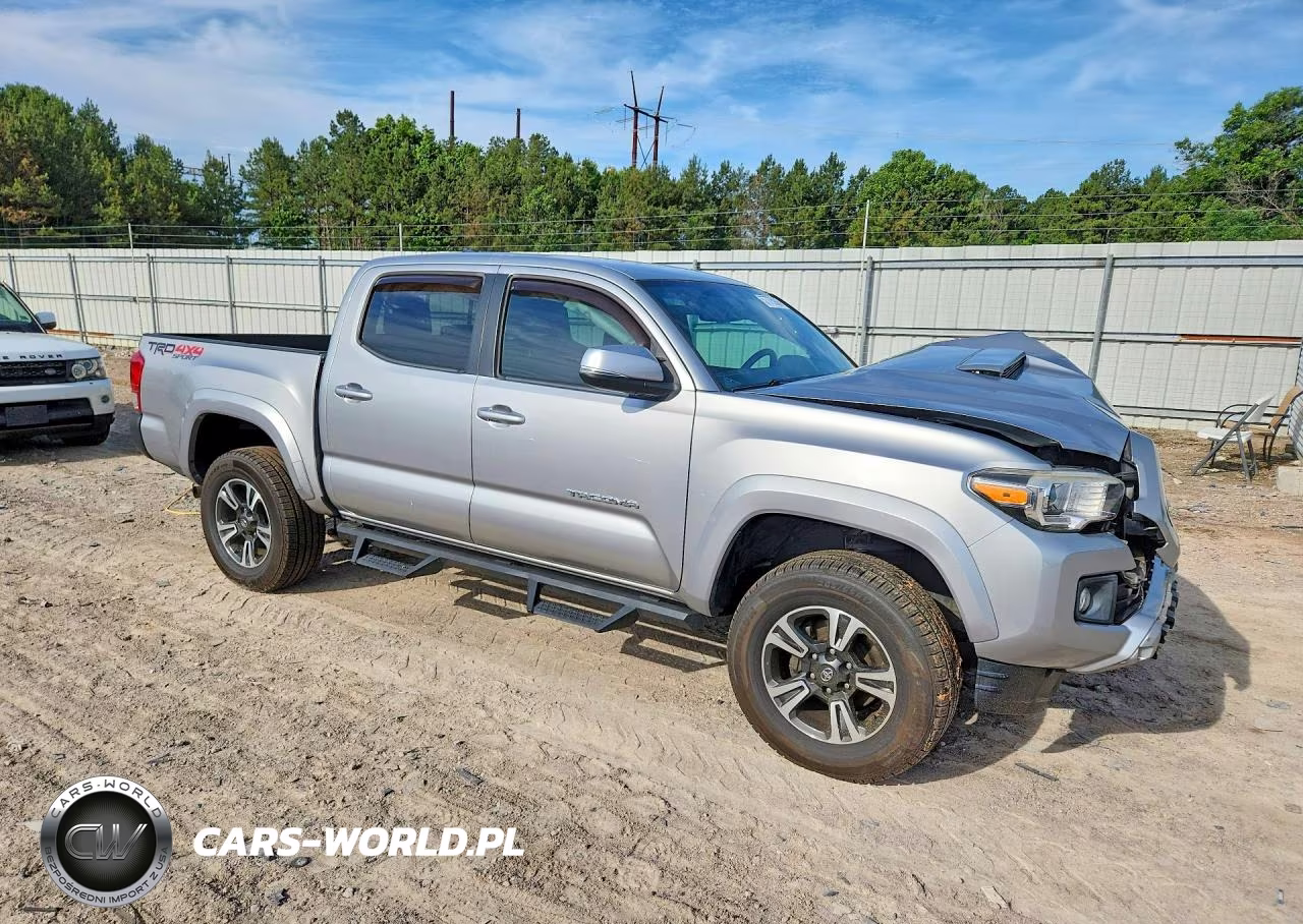 2017 Toyota Tacoma Trd Sport VIN:5TFCZ5AN8HX091094 - 4