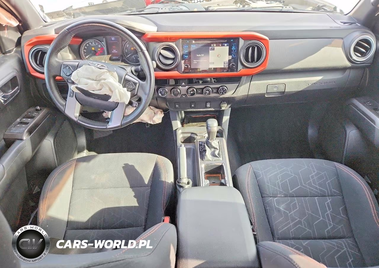 2017 Toyota Tacoma Trd Sport VIN:5TFCZ5AN8HX091094 - 8