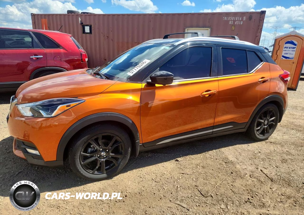 2020 Nissan Kicks Sr
