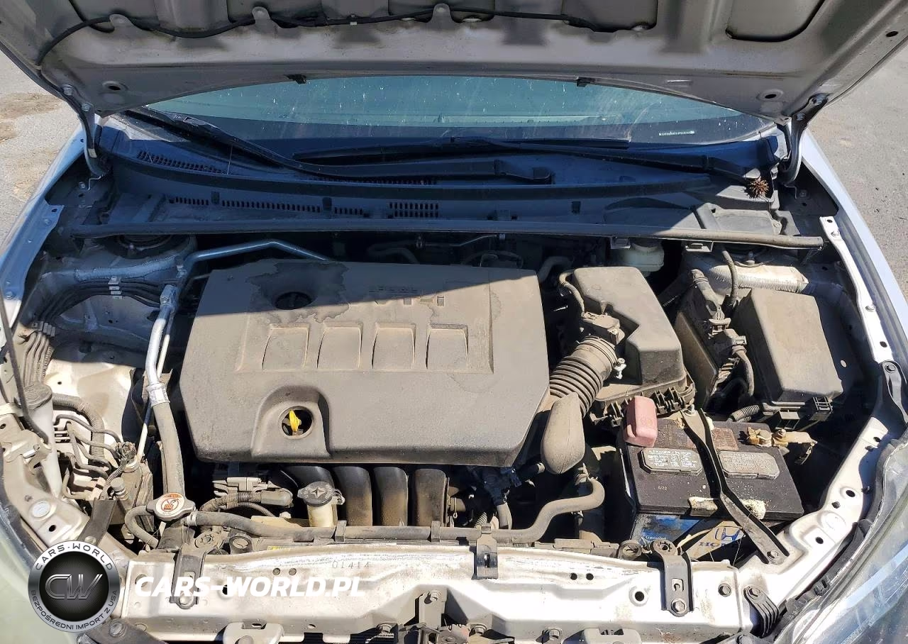2018 Toyota Corolla Le VIN:5YFBURHE6JP826781 - 11
