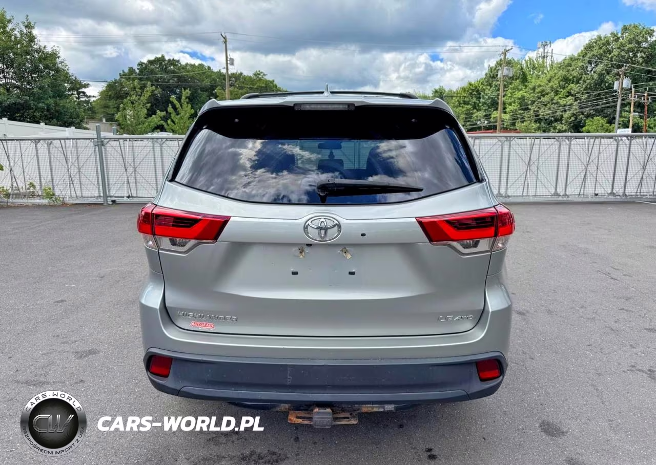 2017 Toyota Highlander Le Plus VIN:5TDBZRFH9HS367178 - 5
