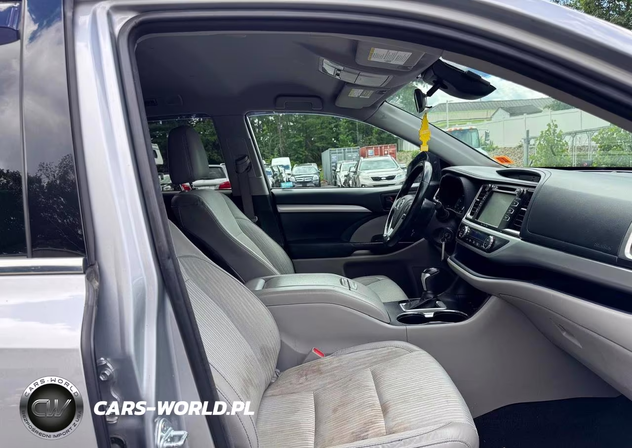 2017 Toyota Highlander Le Plus VIN:5TDBZRFH9HS367178 - 9
