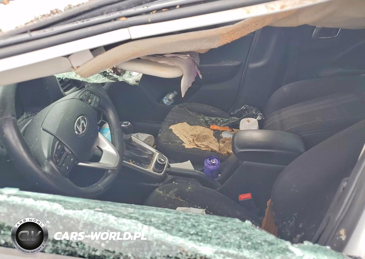 2021 Hyundai Venue Sel VIN:KMHRC8A38MU075898 - 7