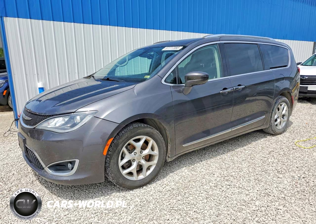 2017 Chrysler Pacifica Touring L Plus – zdjęcie 1 z 13