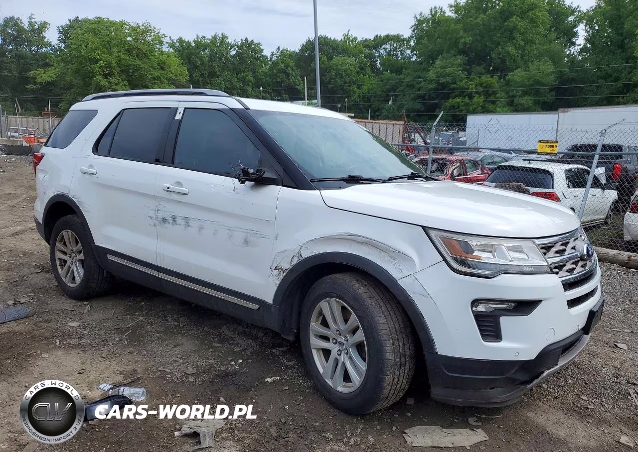 2018 Ford Explorer Xlt VIN:1FM5K8D82JGB83016 - 4