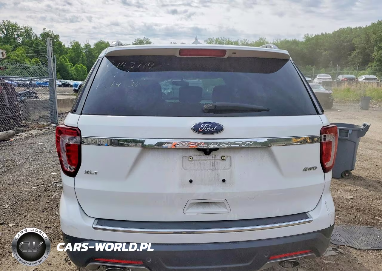 2018 Ford Explorer Xlt VIN:1FM5K8D82JGB83016 - 6