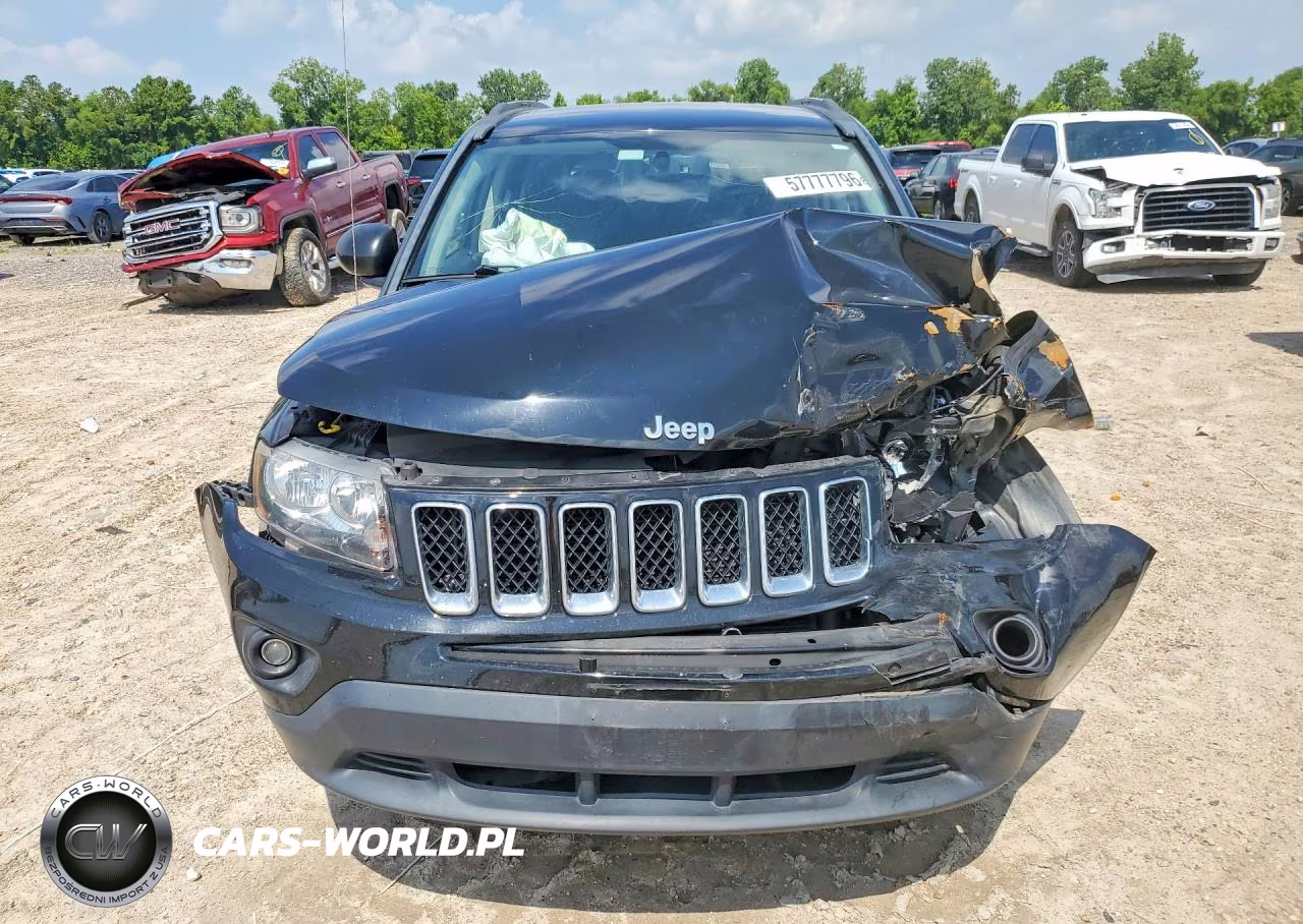 2014 Jeep Compass Sport VIN:1C4NJCBA9ED547973 - 5