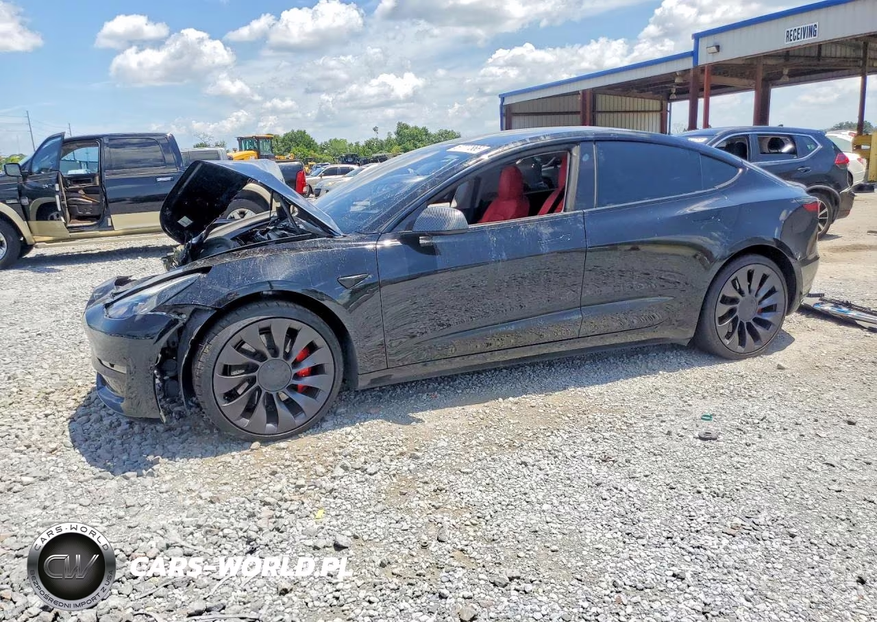 2022 Tesla Model 3 – zdjęcie 1 z 12