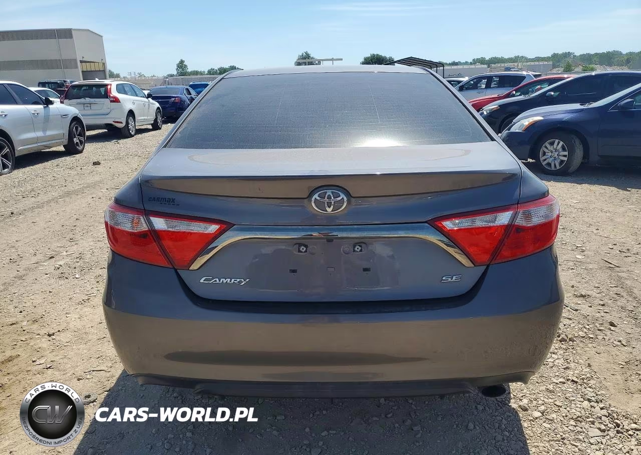 2015 Toyota Camry Se VIN:4T1BF1FK2FU941775 - 6