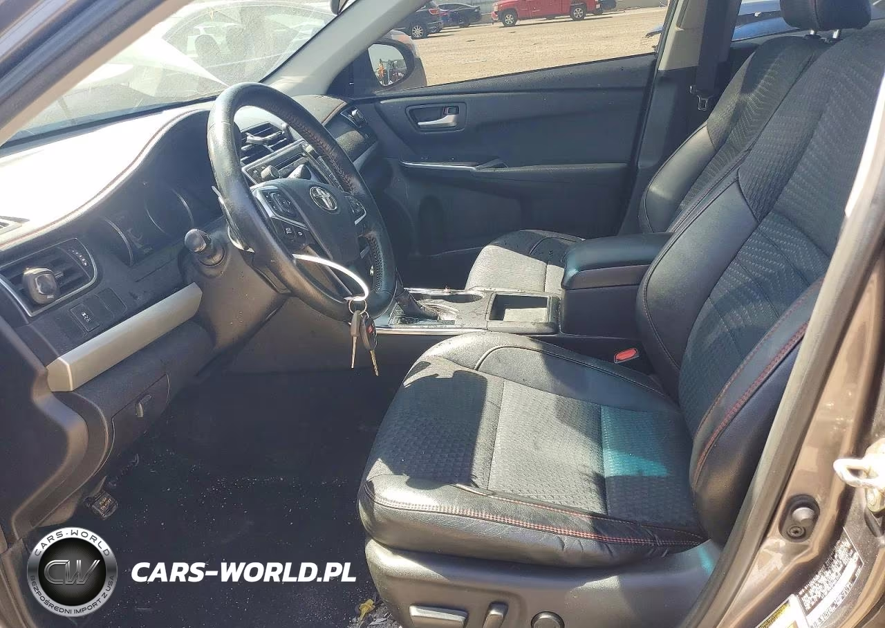 2015 Toyota Camry Se VIN:4T1BF1FK2FU941775 - 7