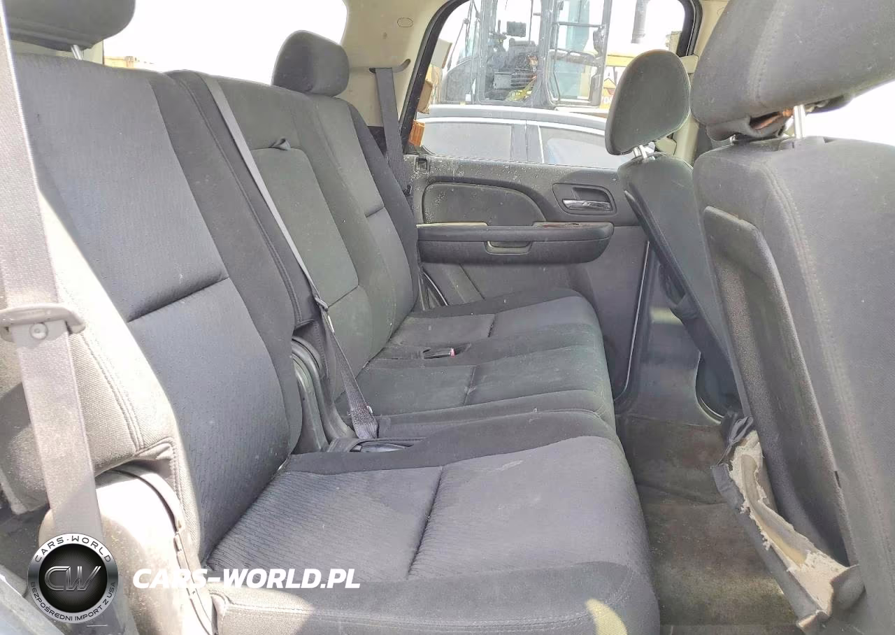 2010 Chevrolet Tahoe C1500 Ls VIN:1GNUCAE07AR104058 - 11