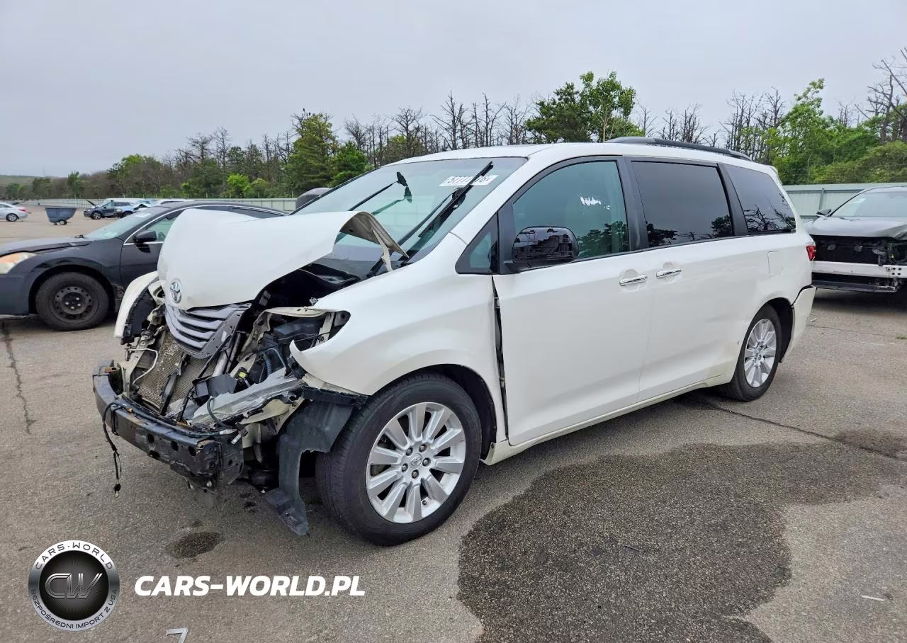 2016 Toyota Sienna Xle 8-Passenger – zdjęcie 1 z 13