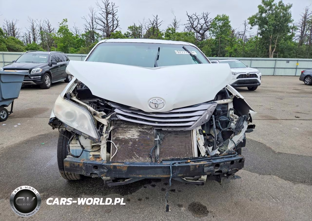 2016 Toyota Sienna Xle 8-Passenger VIN:5TDYK3DC4GS702140 - 5