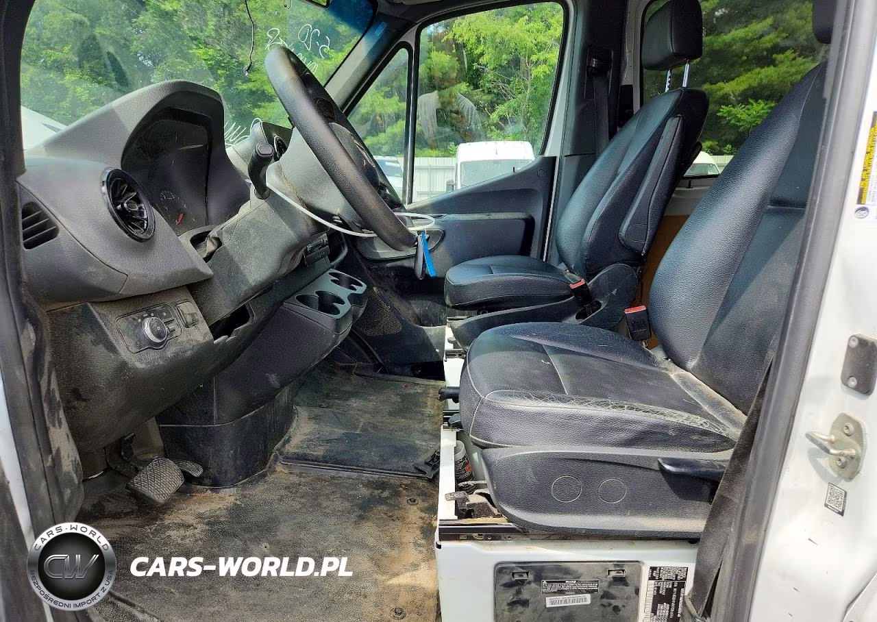 2022 Mercedes-Benz Sprinter 2500 Delivery Van VIN:W1Y4EBHY4NT086696 - 7