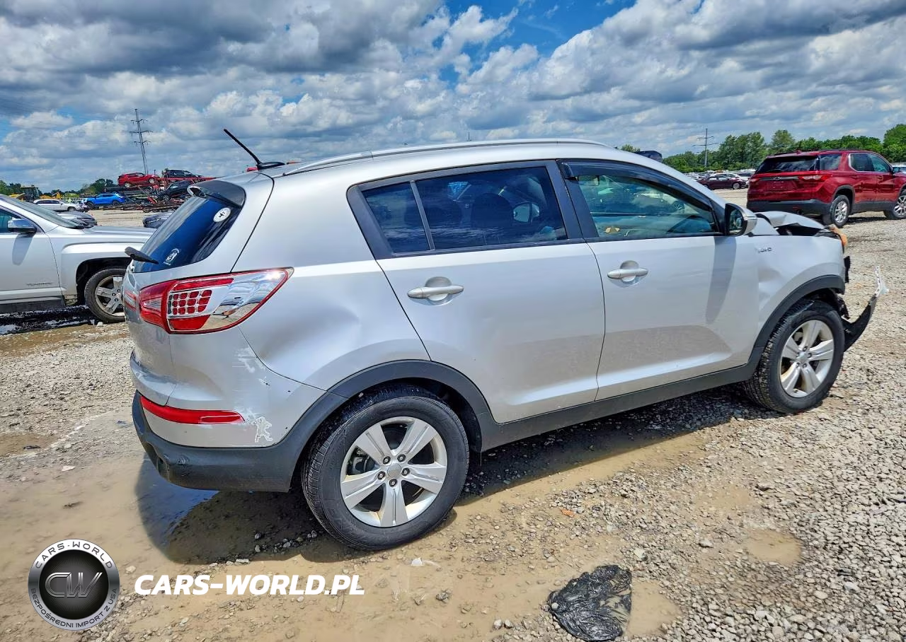 2013 Kia Sportage Lx VIN:KNDPBCA23D7478856 - 3