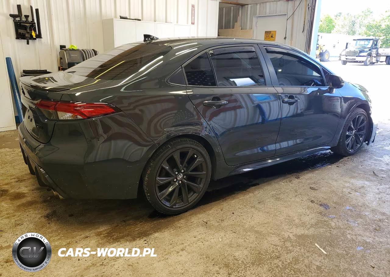2025 Toyota Corolla Xse VIN:5YFT4MCE1SP223656 - 3