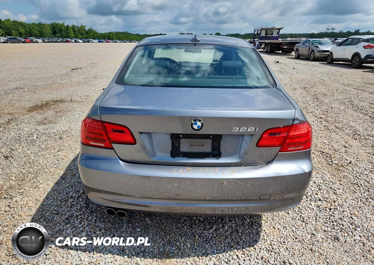 2011 BMW 328 I VIN:WBAKE3C59BE557883 - 6