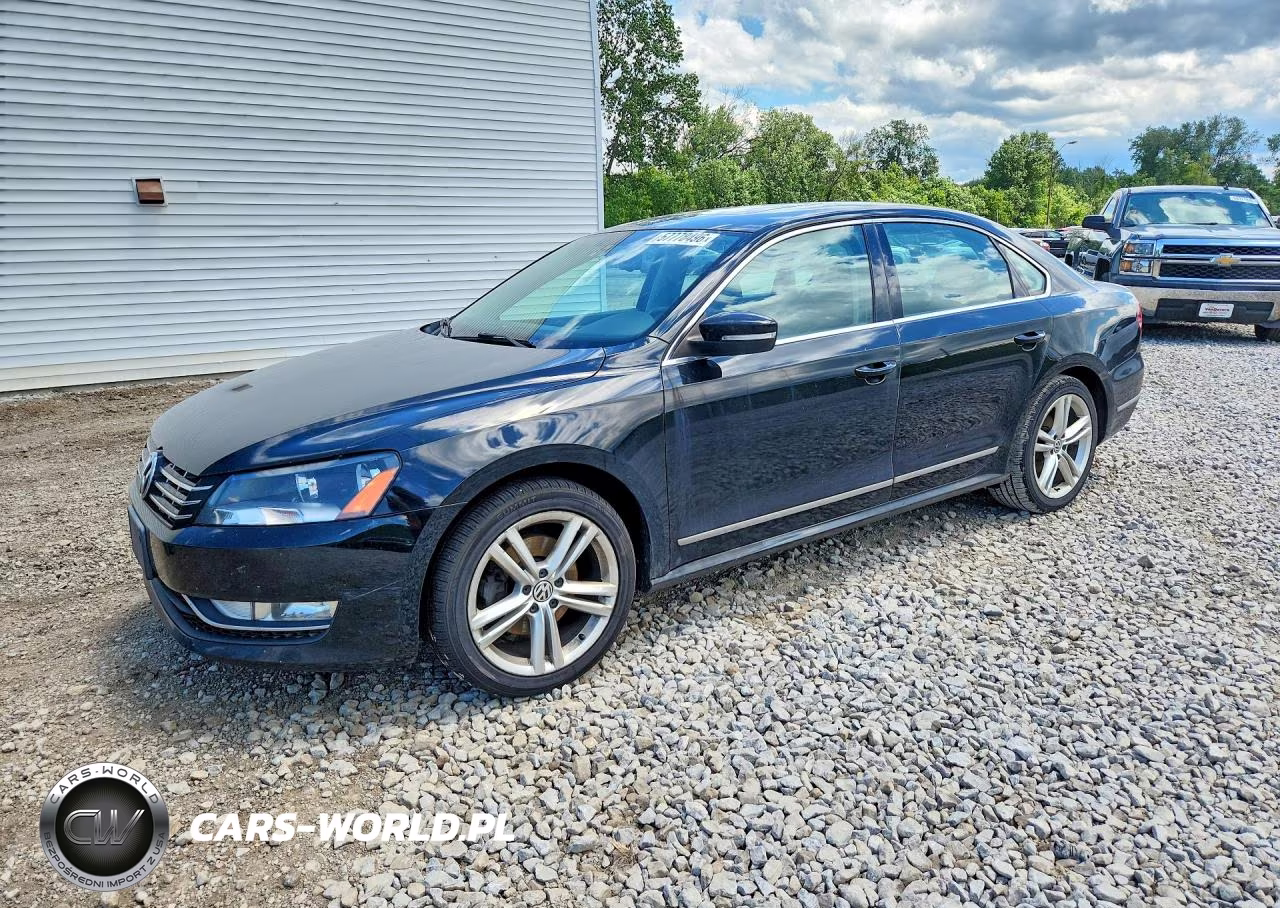 2014 Volkswagen Passat Sel – zdjęcie 1 z 12