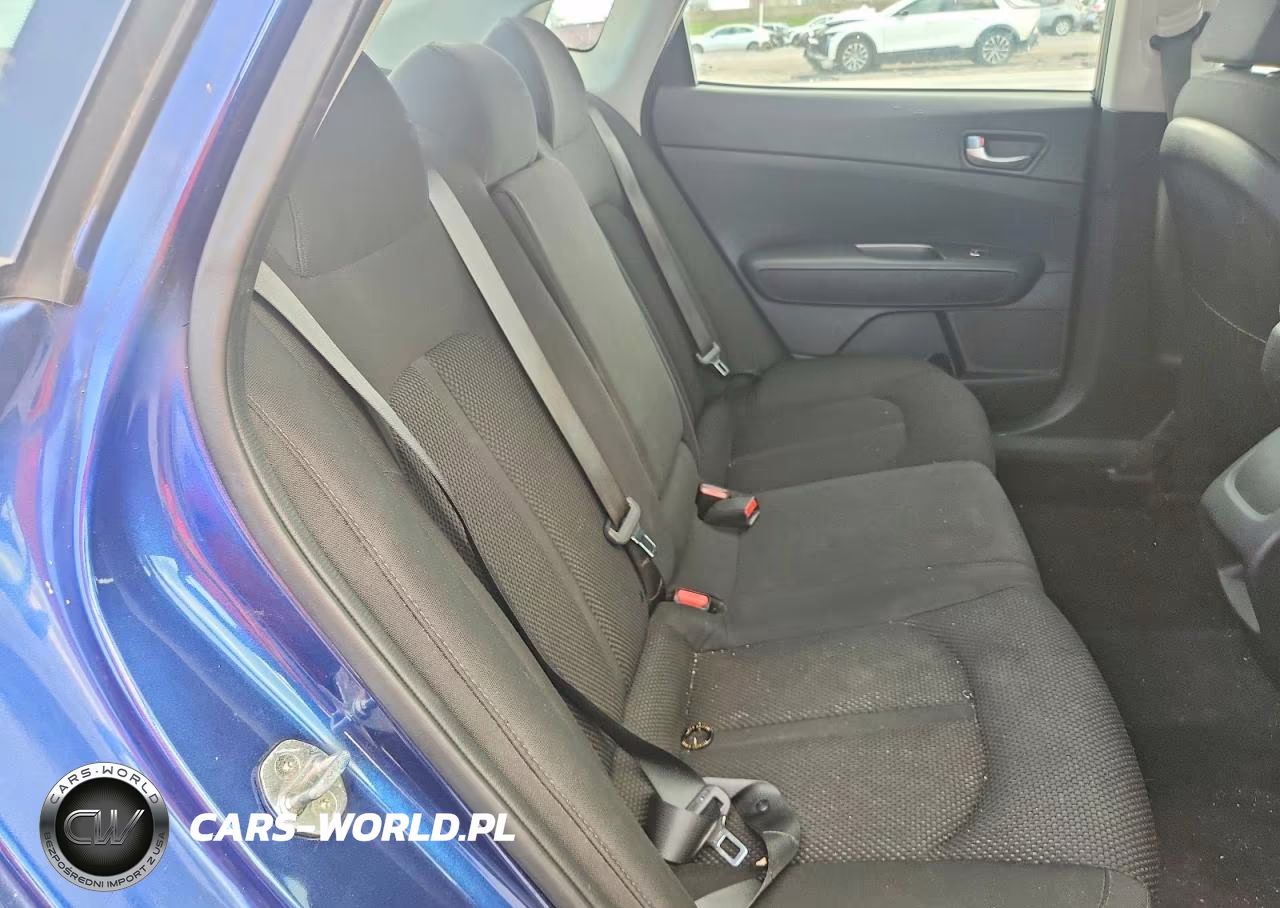 2019 Kia Optima Lx VIN:5XXGT4L30KG347543 - 10