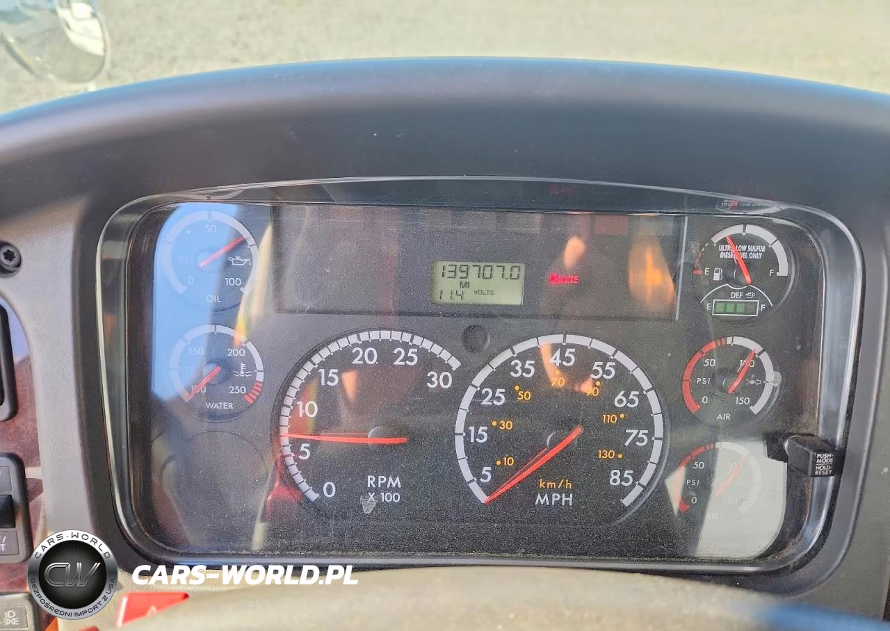 2015 Freightliner M2 106 Medium Duty VIN:3ALHCYCY5FDGG0015 - 9