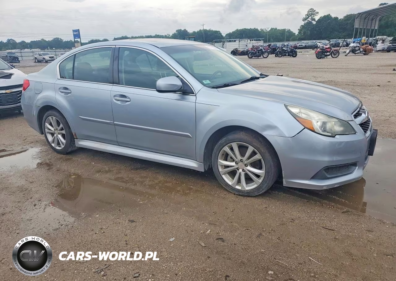2013 Subaru Legacy 2.5I Premium VIN:4S3BMBG65D3043210 - 4