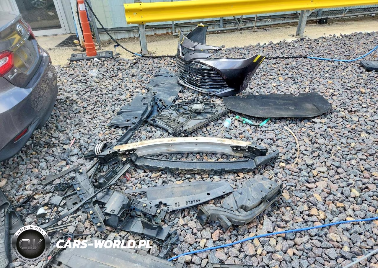 2020 Toyota Camry Le VIN:4T1L11AK7LU910267 - 12