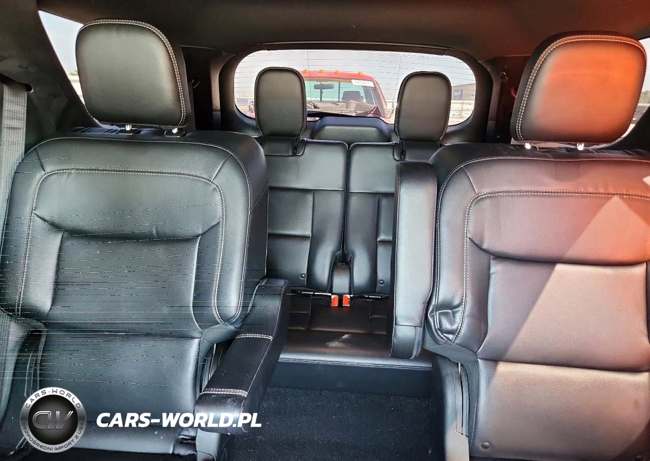 2020 Ford Explorer Xlt VIN:1FMSK8DHXLGB62341 - 10