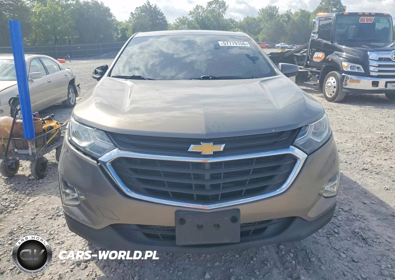 2018 Chevrolet Equinox Lt VIN:3GNAXSEV6JS619509 - 5