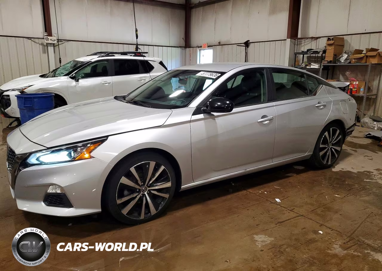 2020 Nissan Altima Sr – zdjęcie 1 z 13