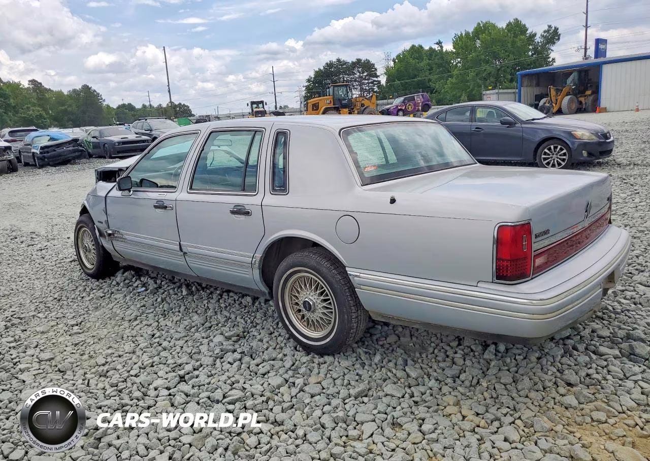 1994 Lincoln Town Car Signature VIN:1LNLM82W2RY767022 - 2