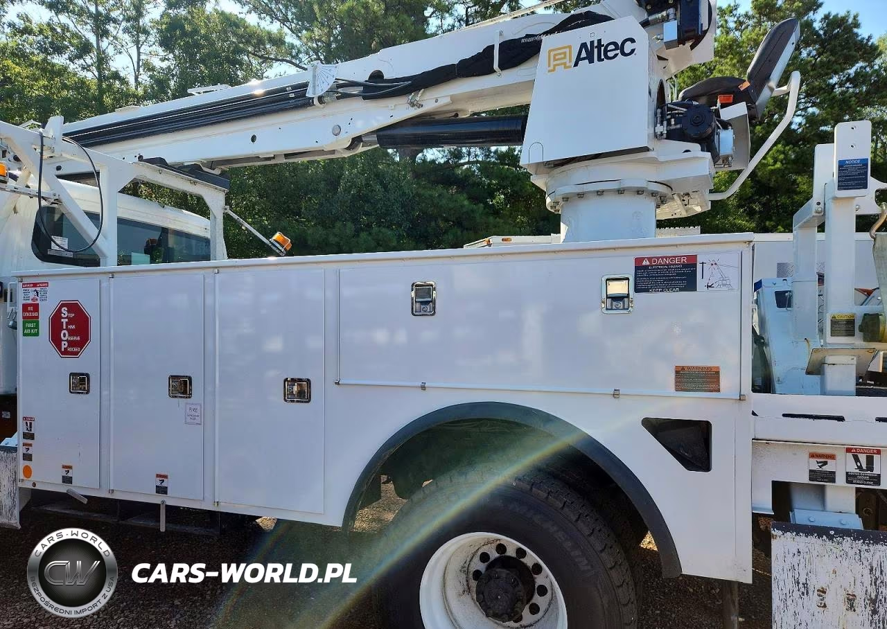 2026 Freightliner Business Class M2 Digger Derrick Truck VIN:3ALACXFC1TDWR8334 - 9