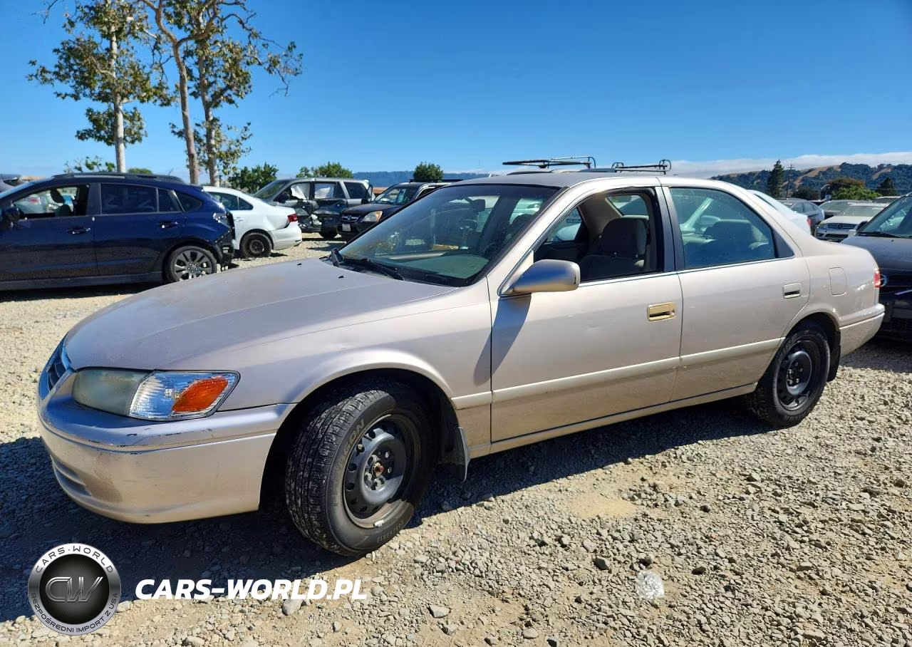 2001 Toyota Camry Le – zdjęcie 1 z 12