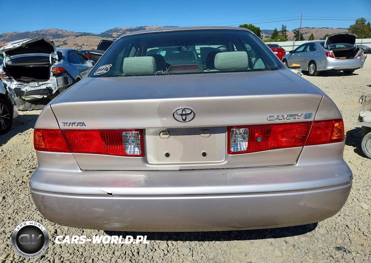 2001 Toyota Camry Le VIN:4T1BG22K81U847384 - 6