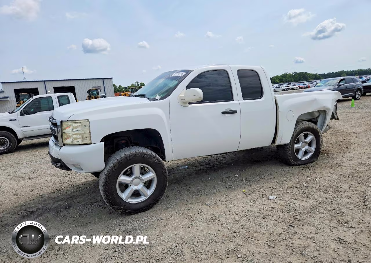 2009 Chevrolet Silverado K1500 – zdjęcie 1 z 12