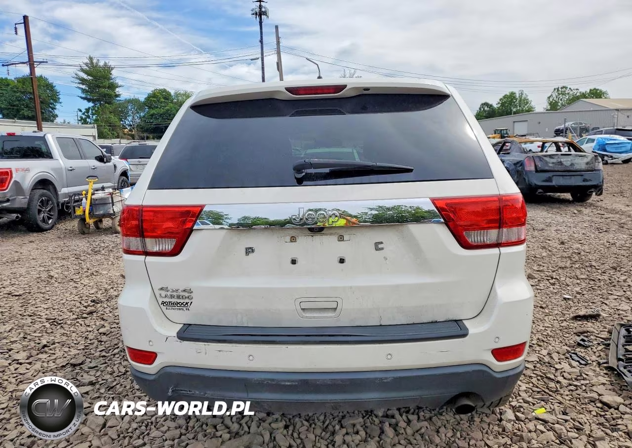 2011 Jeep Grand Cherokee Laredo VIN:1J4RR4GG5BC587590 - 6