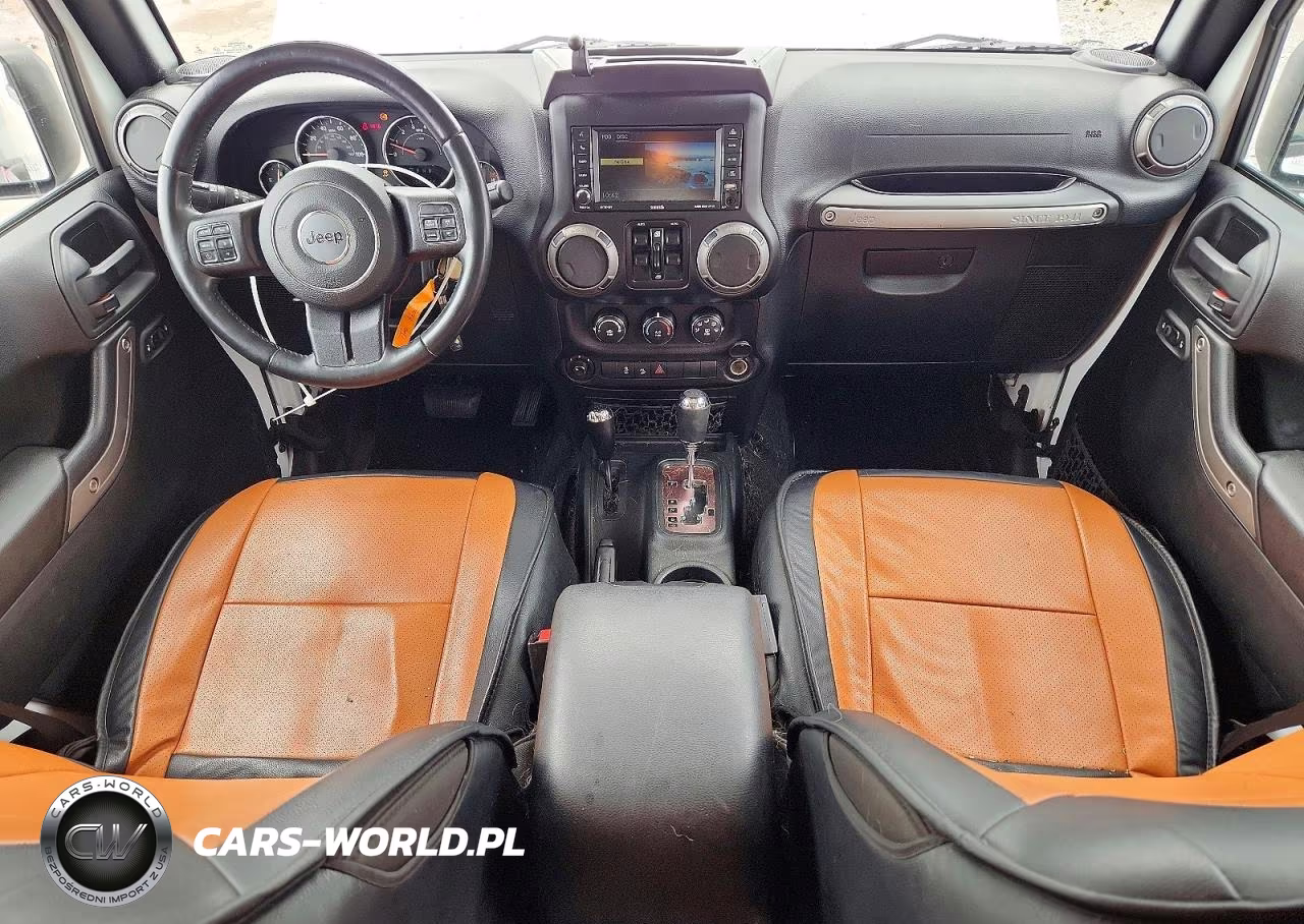 2016 Jeep Wrangler Unlimited Sport VIN:1C4HJWDG2GL235809 - 8